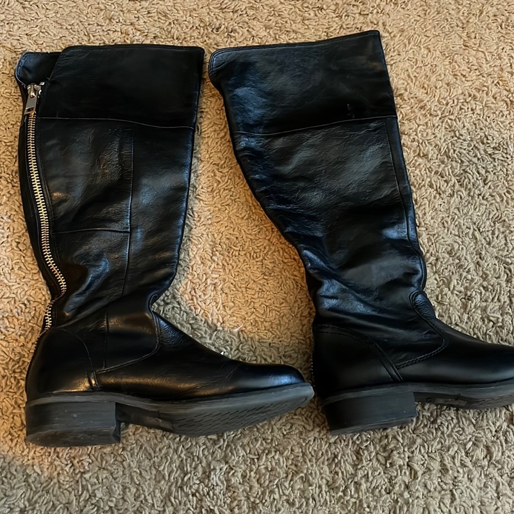 Black boots